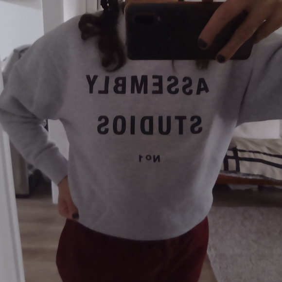 Sweater - Picture 7 of 9